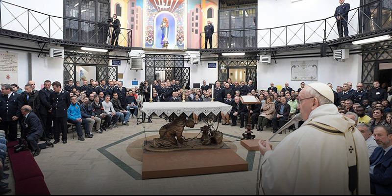 Róma - Nagycsütörtök a Regina Coeli börtönben