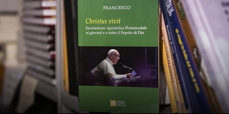 „Krisztus él!”- bemutatták Ferenc pápa szinódus utáni apostoli buzdítását