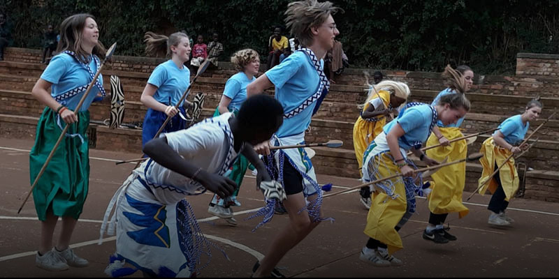 Ruanda – Belga fiatalok felejthetetlen látogatása
