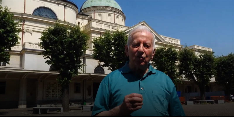 Olaszország – Luigi Zonta bemutatja a torinói bazilika homlokzatát