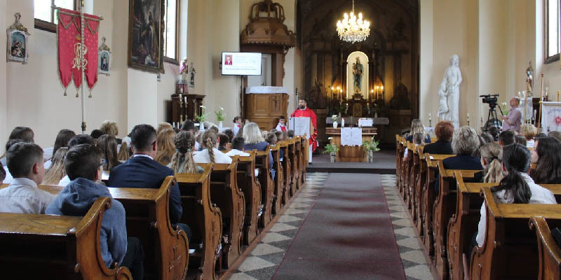 Mezőnyárád – A Boldog Sándor Istvánról elnevezett iskolában is ünnepeltek