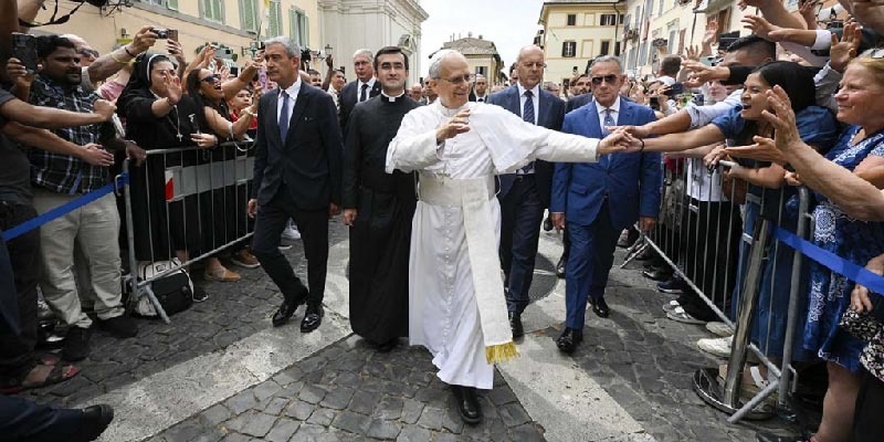 Olaszország - XIV. Leó pápa szentmisét mutatott be a Castel Gandolfó-i szalézi plébánián