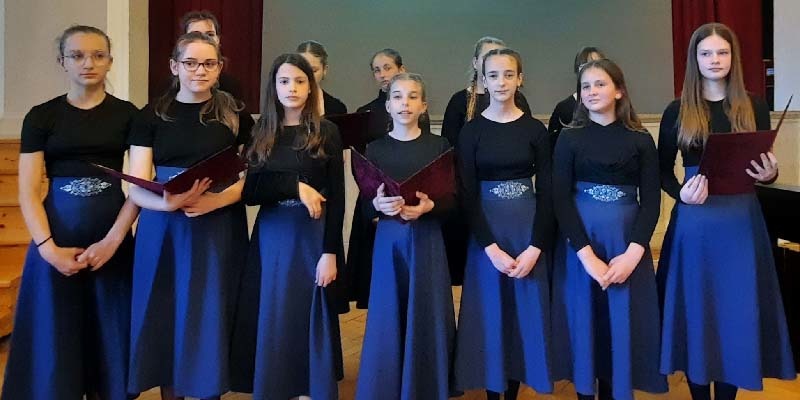 Nyergesújfalu - Újabb zafférys kórussikerek 