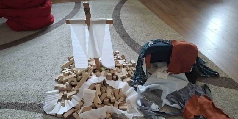 Óbuda – Via Lucis az alsósokkal a Péter-Pálban