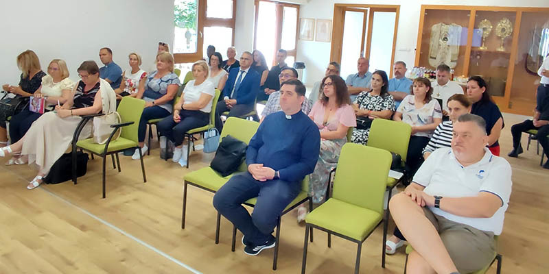 Péliföldszentkereszt – Tanévkezdő lelki nap a szalézi intézmények vezetői számára