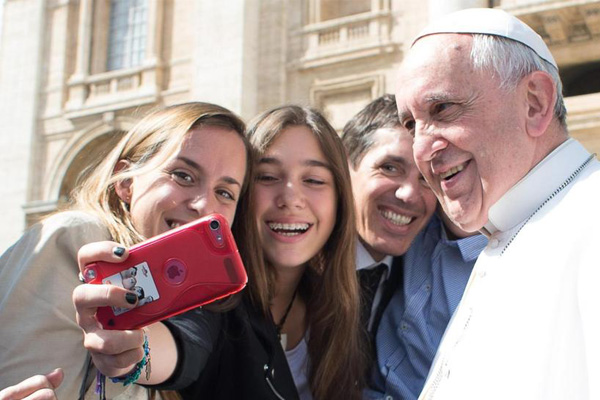 Ferenc pápa levele a fiatalokhoz