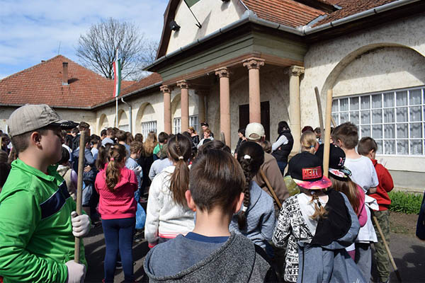 Mezőnyárád – Teremtésvédelmi Nap és faluszépítés