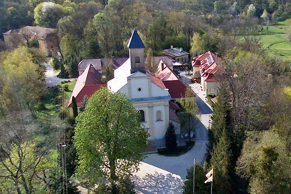 Sanctuarium in Ecclesia – Kegyhely az egyházban