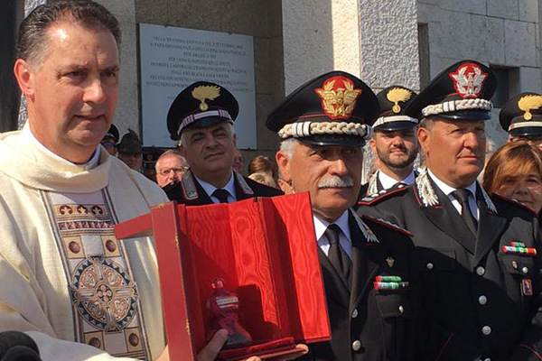 Olaszország - Visszahelyezték Don Bosco ellopott ereklyéjét