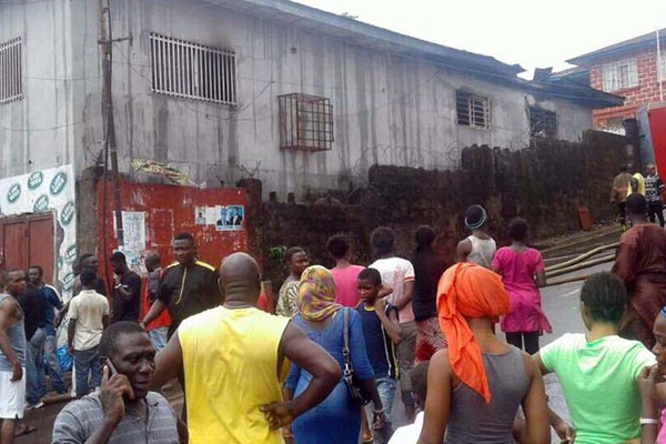 Sierra Leone – Tűz martaléka lett a Don Bosco Fambul egyik épülete