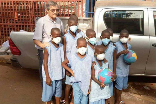 Sierra Leone - Az ebolajárványban szerzett tapasztalatokkal a koronavírus ellen