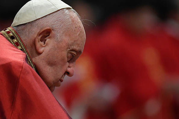 Ferenc pápa: Helyezzük a Lelket a szinódusi munkák kezdetére és központjába