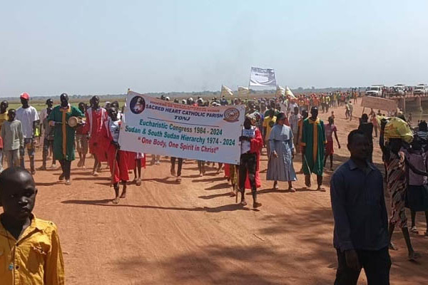 Dél-Szudán – Fiatalok zarándokúton a békéért