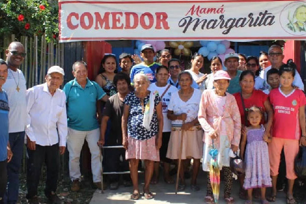 Peru –  Margit Mama Refektórium: étkezde szegények és idősek számára