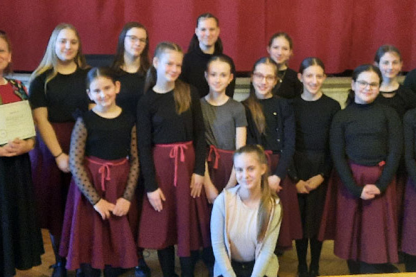 Nyergesújfalu - Aranyérmes lett a Zafféry Énekkar! 