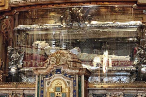 Don Bosco földi maradványainak sorsa