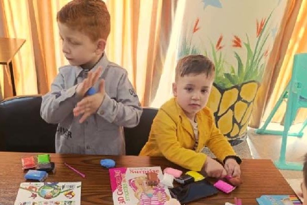 Szíria – Árvaházakat támogatnak a Szalézi Missziók adományozói