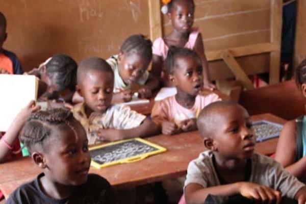 Gyermekjogi Nap: a világon minden hatodik gyermek mélyszegénységben él