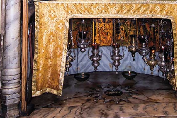 A rendfőnök decemberi üzenete - A betlehemi barlang, ahol ég és föld találkozik