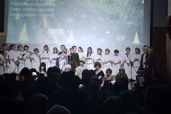 Óbuda - Karácsonyi pásztorjáték a Péter-Pálban