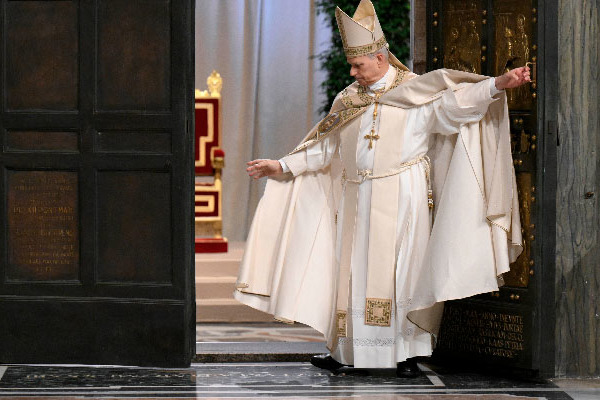 Véget ért a reménység jubileumi szent éve