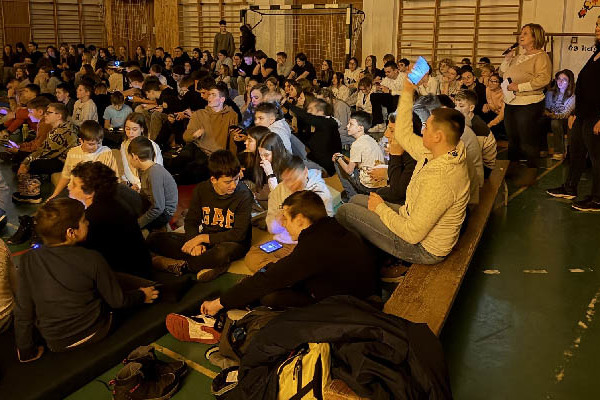 Nyergesújfalu - Don Bosco házi hittanverseny és éjszakai túra