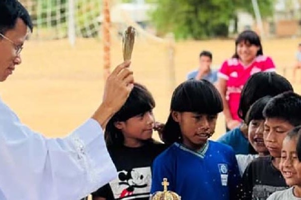 Brazília – Szalézi misszionárius a közösségi médiát használja evangelizálásra