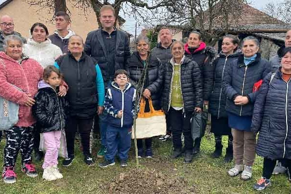 Kertgazdálkodás a szalézi jelenlétpontotkon - mintakertek workshop