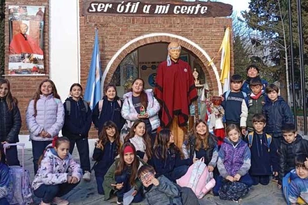 Argentína - Boldog Ceferino Namuncurá ünnepe Chimpayben
